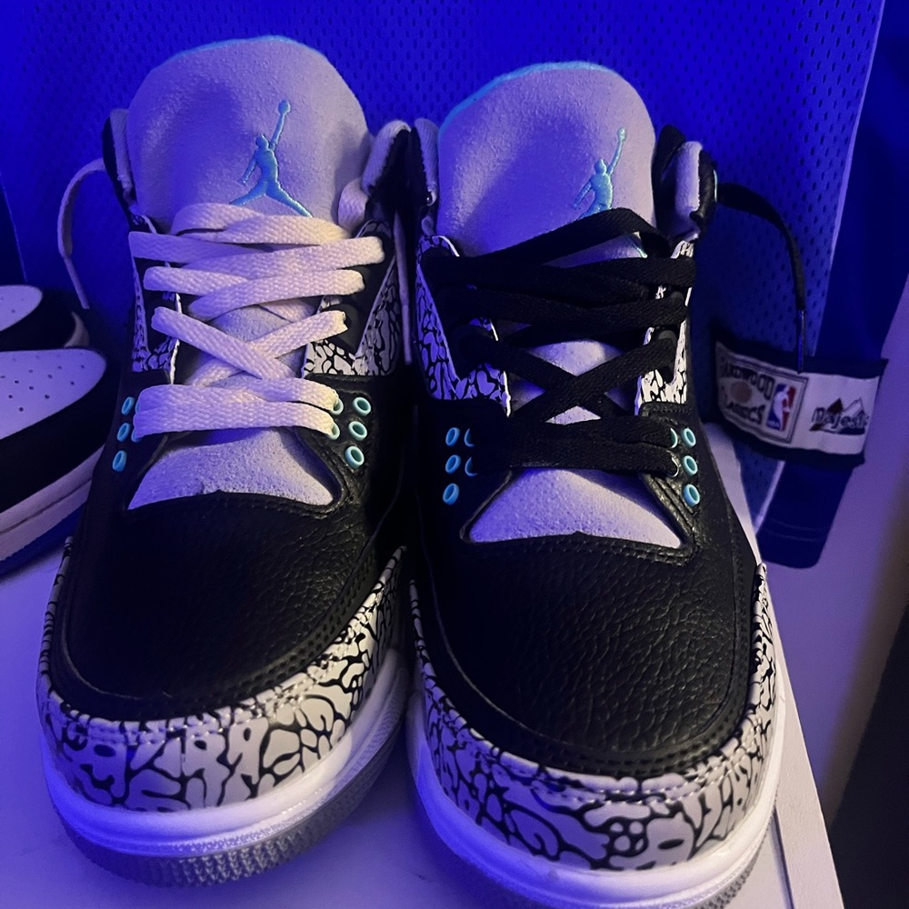 JORDAN 3